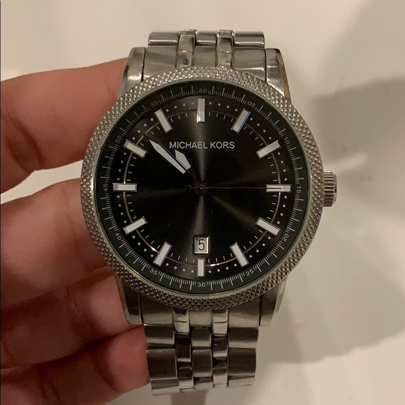 Michael Kors watch - Picture 2 of 3